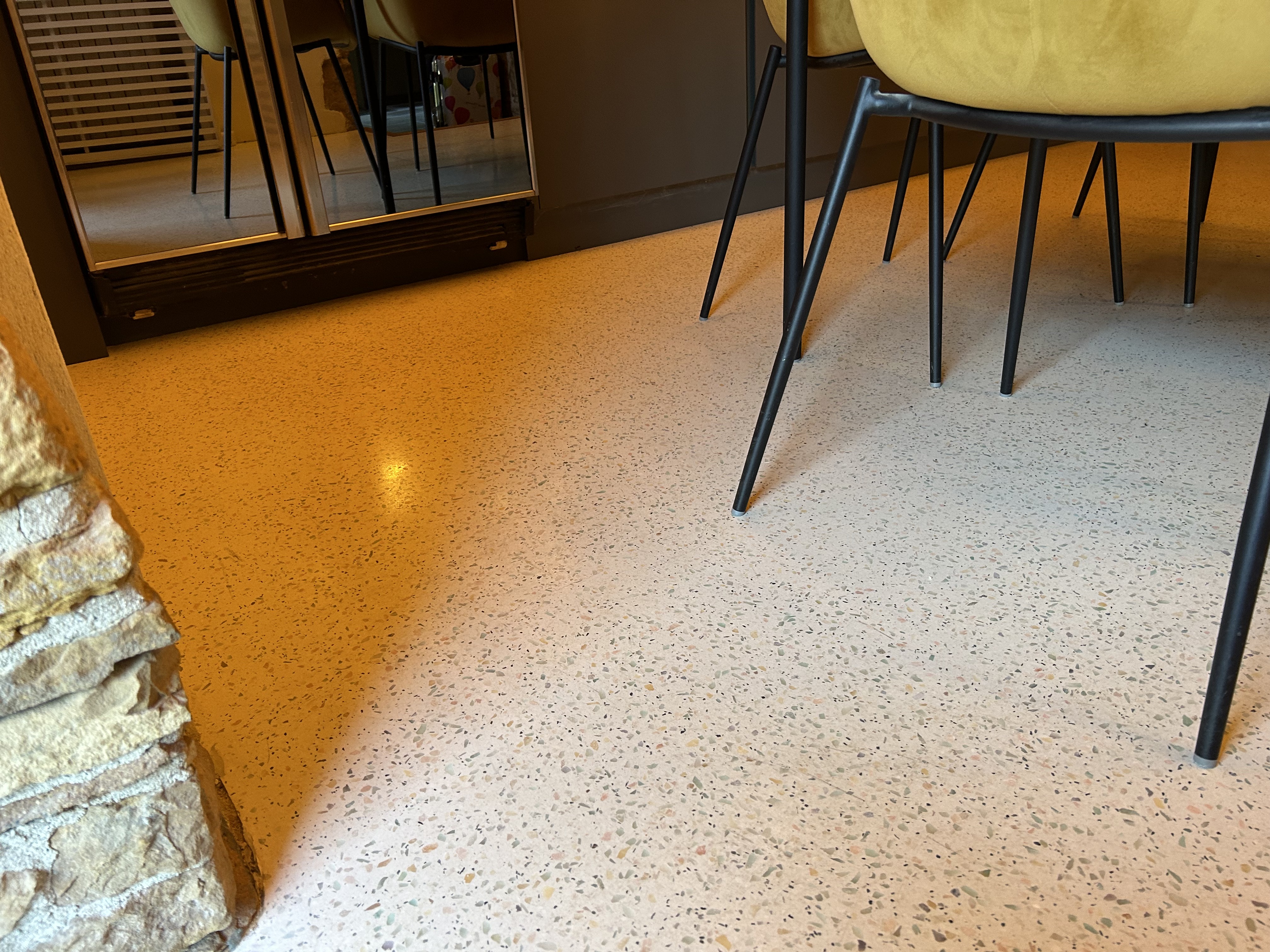 Granito coloré sur mesure